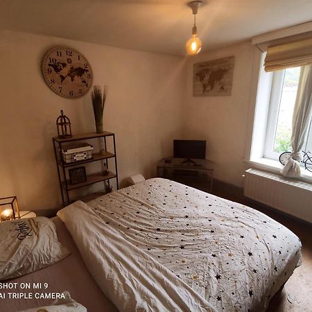 Chambre privée dans maison tout confort Jodoigne Esterno foto
